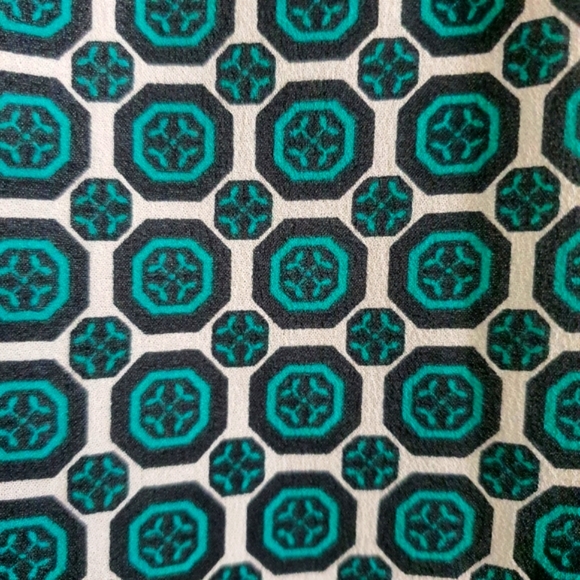 CUE Size 10 Long Sleeve Teal Print Oversized Lightweight High Low Top - Picture 8 of 11